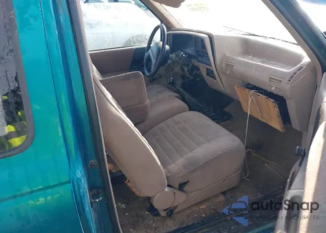 1994 Ford Ranger Super Cab z USA, uszkodzony, nr VIN 1FTCR14A5RTA85795